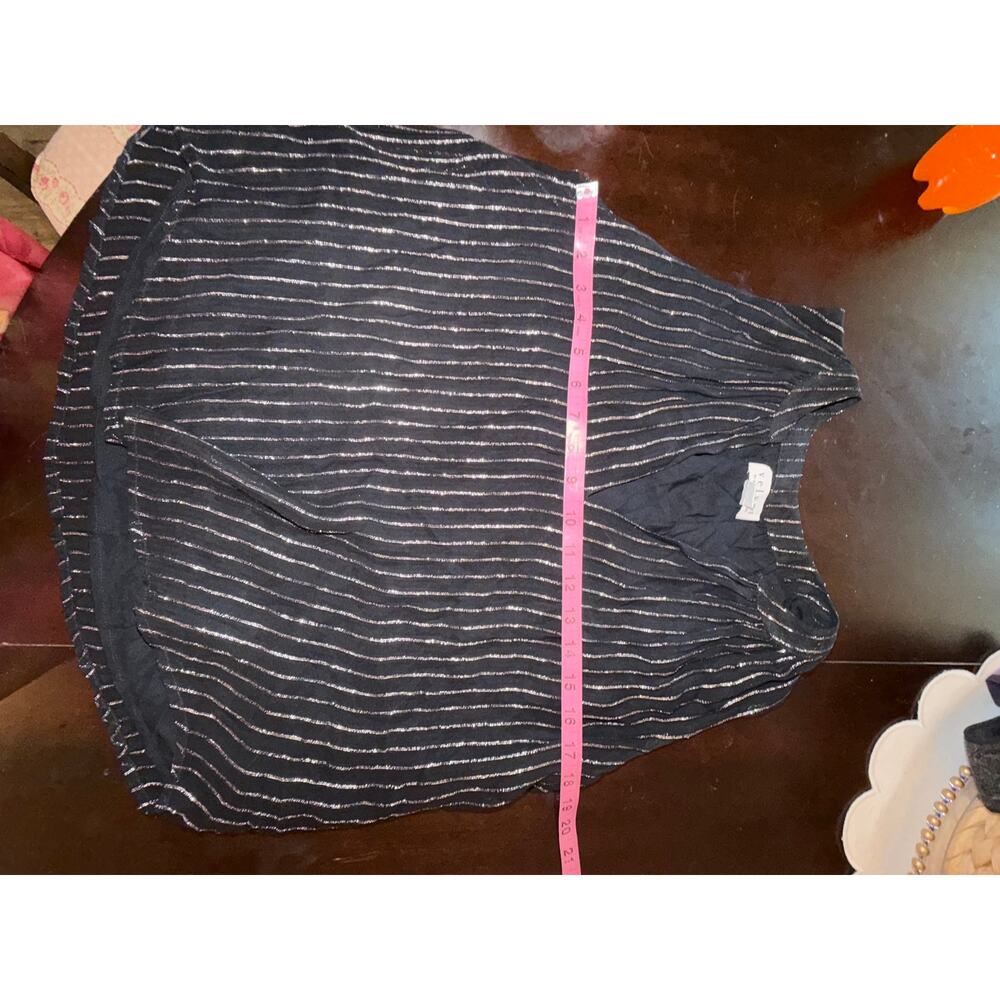 Velvet Graham & Spencer Black Metallic Stripe Top S - Picture 3 of 5